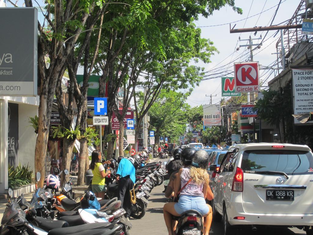 Duo Legian Hotel Екстер'єр фото